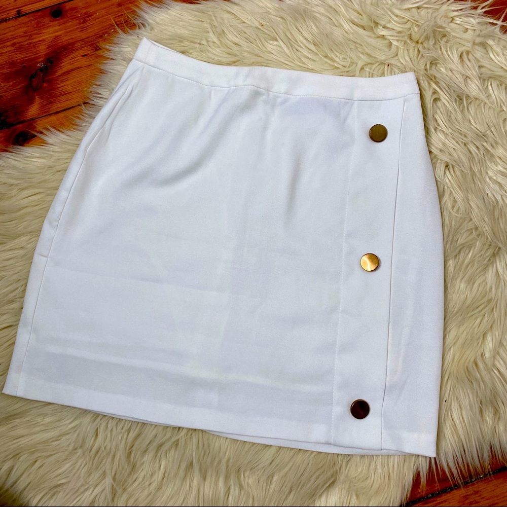 AKIRA mini skirt